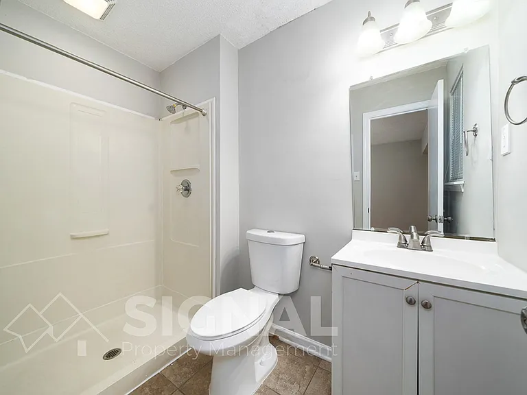 3037 Apple Valley Ln — Photo 15