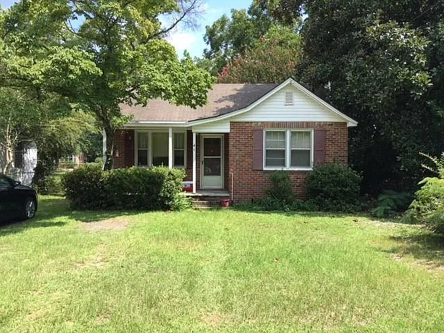 41 Highland Ave