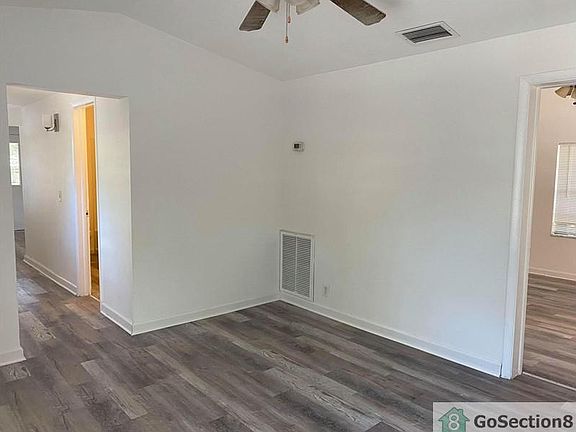 2nd image of 1404 E Palifox St