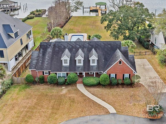 2nd image of 4851 Audubon Dr