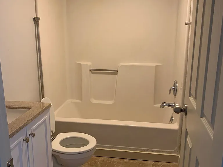 3814A Barlow Dr — Photo 12