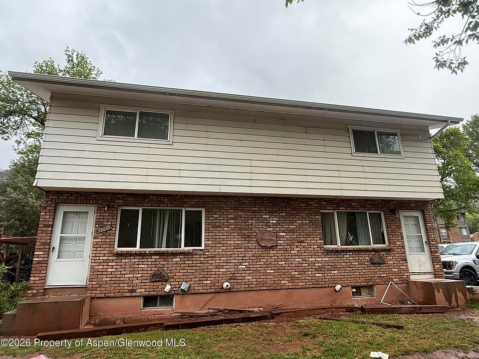 1st image of 409 22nd St