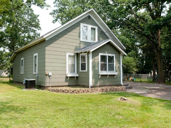 403 E Coleman St, Rice Lake, WI 54868