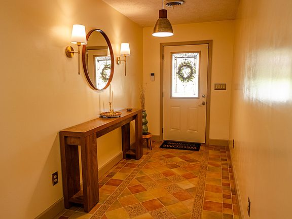 26th image of 4242 Pearl Valley Rd