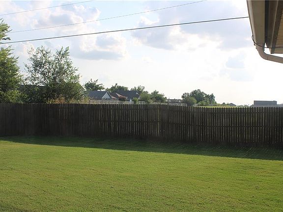 5th image of 9601 S Blackwelder Ave
