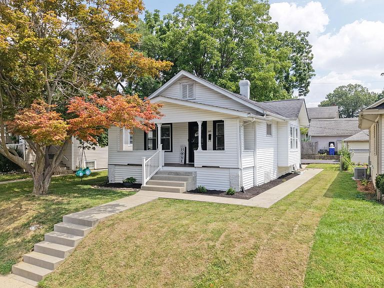 Listing photo 3
