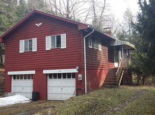 443 Willow Crossing Rd, Greensburg, PA 15601