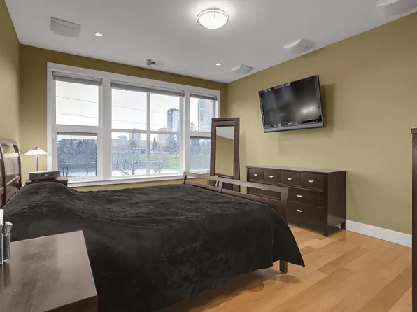 10900 NE 4th St Suite 1550, Bellevue, WA 98004