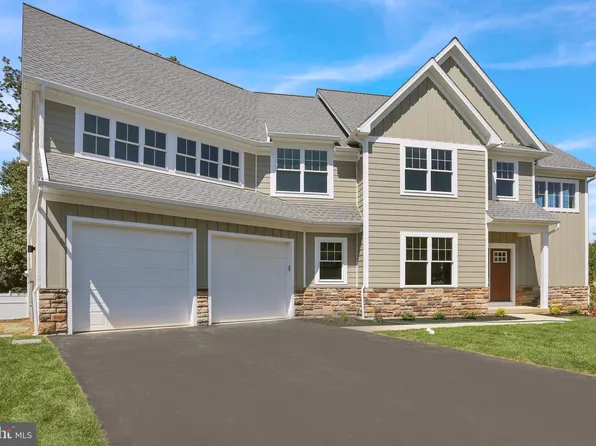 11 William Flynn Cir, Lancaster, PA 17601