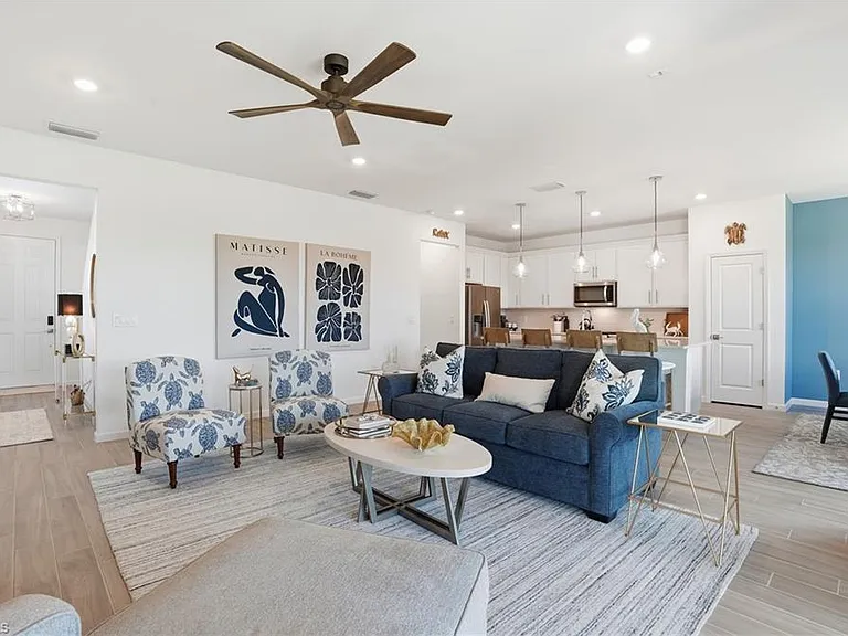 1657 Serena Ave — Photo 5