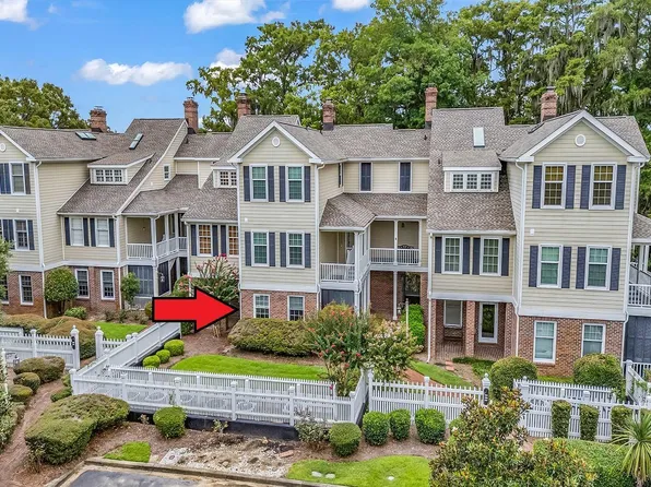 1970 Governors Landing Dr. #104, Murrells Inlet, SC 29576