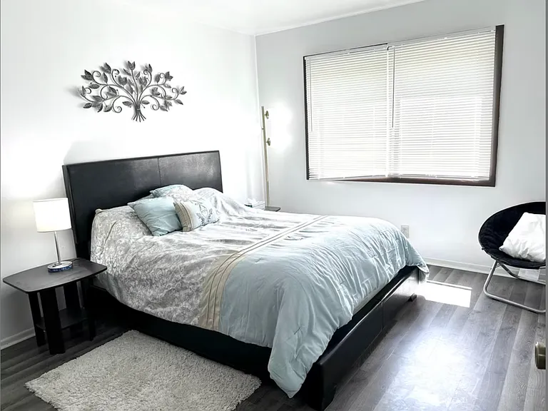 4815 Creek View Rd — Photo 3