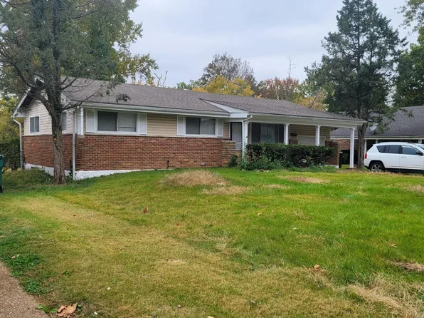 9741 Lanier Dr, Saint Louis, MO 63136