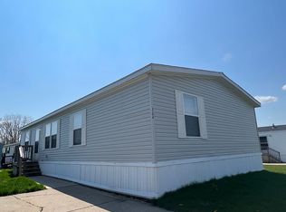 364 Partridge Dr, Grand Blanc, MI 48439