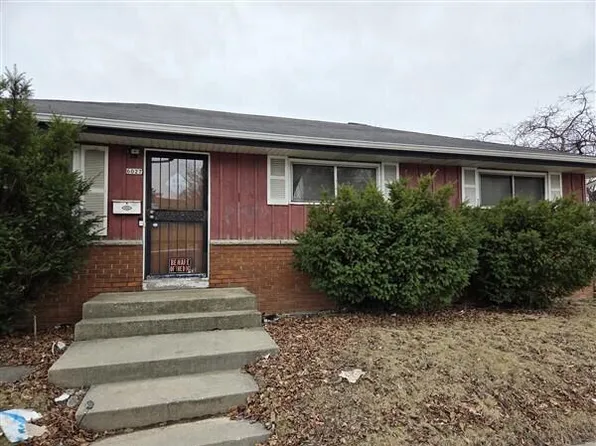 6027 W Florist AVENUE, Milwaukee, WI 53218