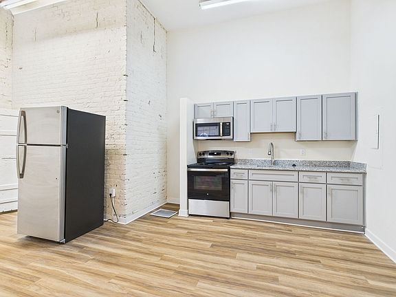 4th image of 10 S 14th St #102