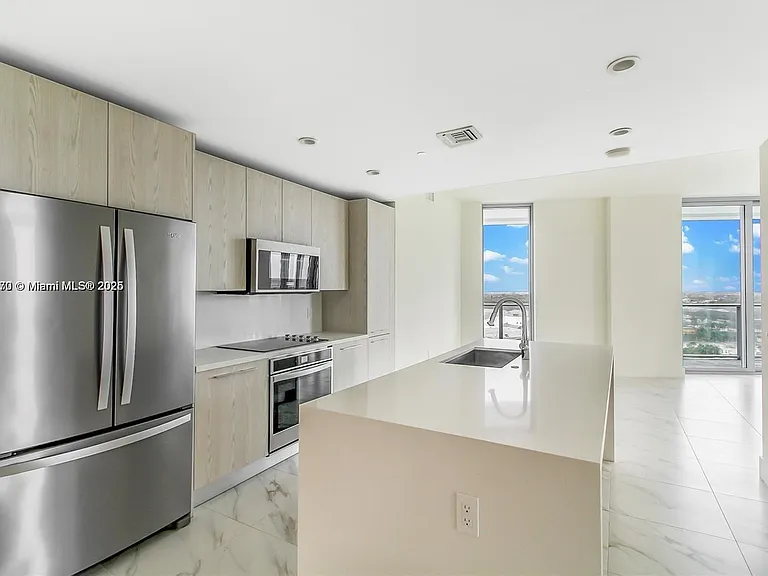 2000 Metropica Way #1709 — Photo 8