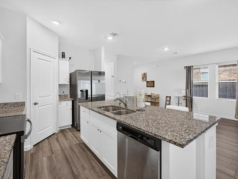 13435 Wembley Heights Dr — Photo 10