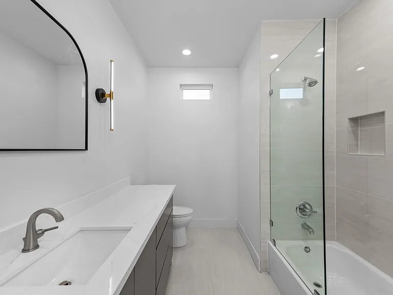 2314 Barbee St — Photo 14
