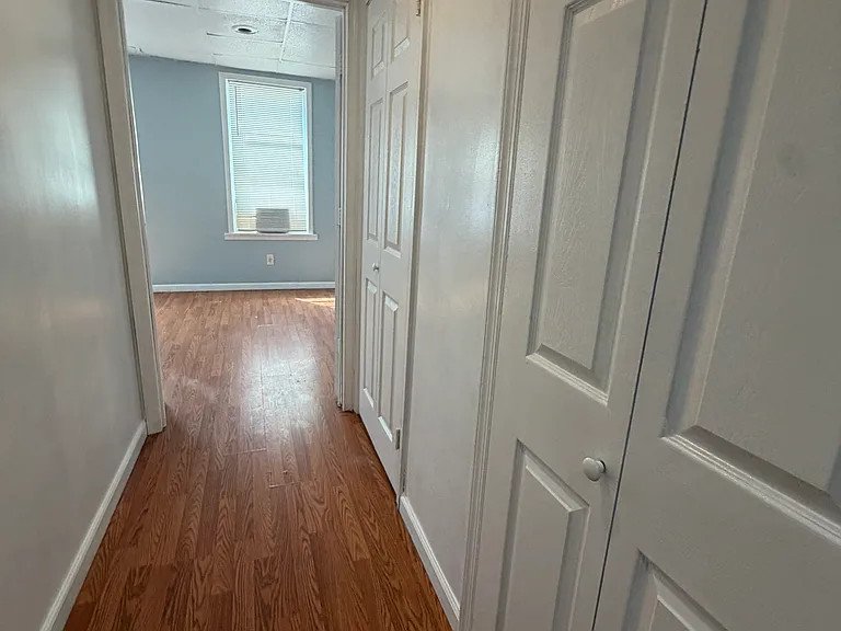 309 N 13th St #2 — Photo 9