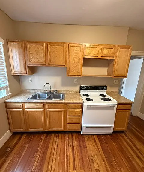1844 Deer Park Ave #2 — Photo 3