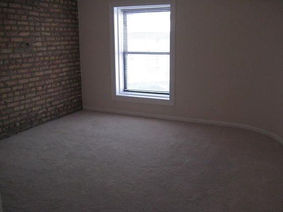 5th image of 2358 N Clybourn Ave #C