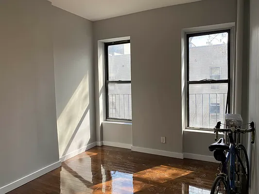 Rented by Premier One Realty LLC | media 8