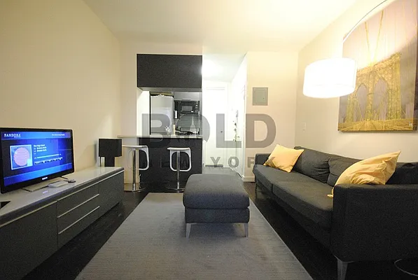 Rented by Bold New York | media 23