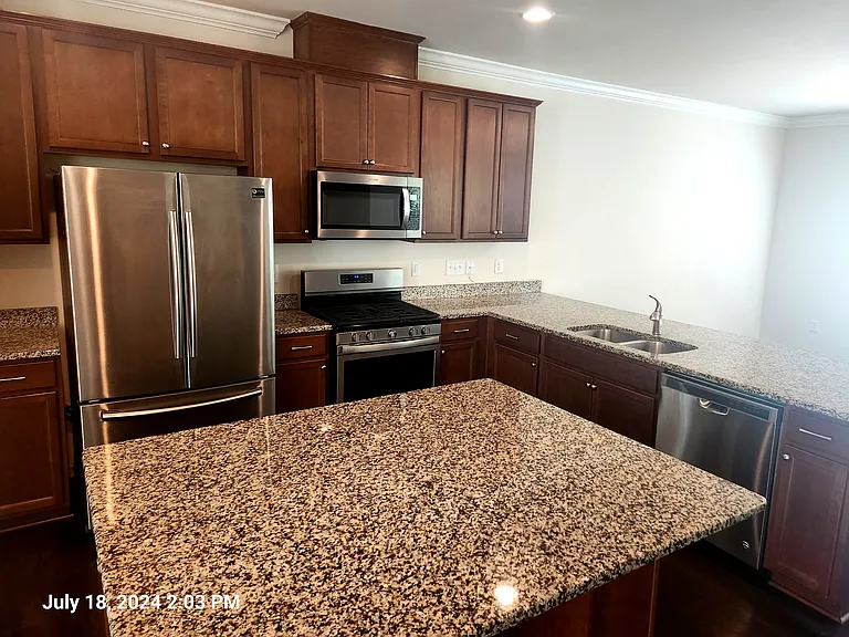 1128 Finch Ct — Photo 1