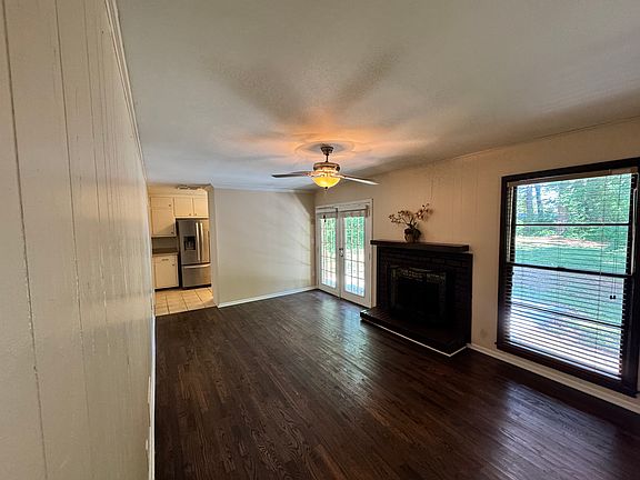 3rd image of 4812 Thompson Mill Rd