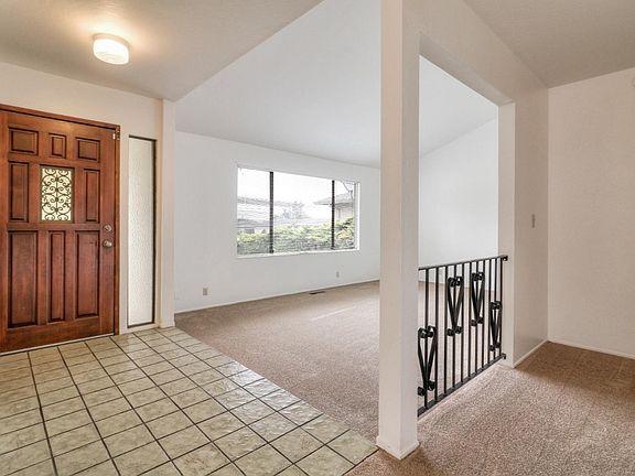 5th image of 1701 Highland Dr
