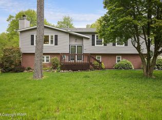 5202 Iroquois St, Tobyhanna, PA