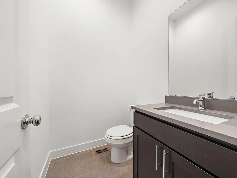 2603 Hutchins St — Photo 22