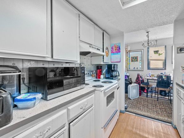 wichita-kansas-2062429182 picture