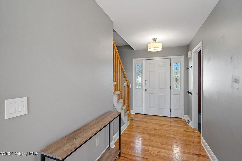 5th image of 29 Valleywood Drive