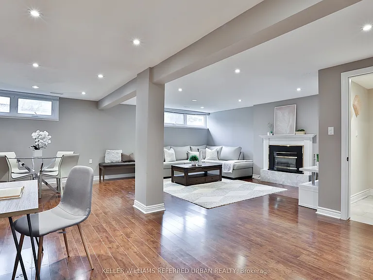 12 Firthway Ct #LOWER — Photo 2