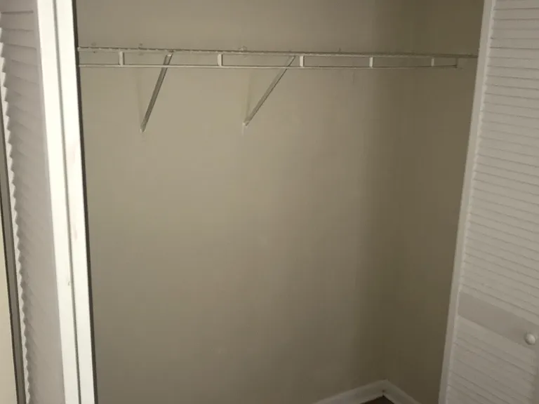 2944 Jackson St (Zivkids) Oakwood - 11 — Photo 6