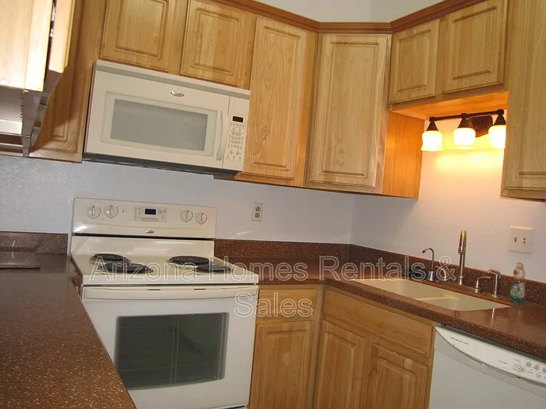 2753 W Anklam Rd #E — Photo 7