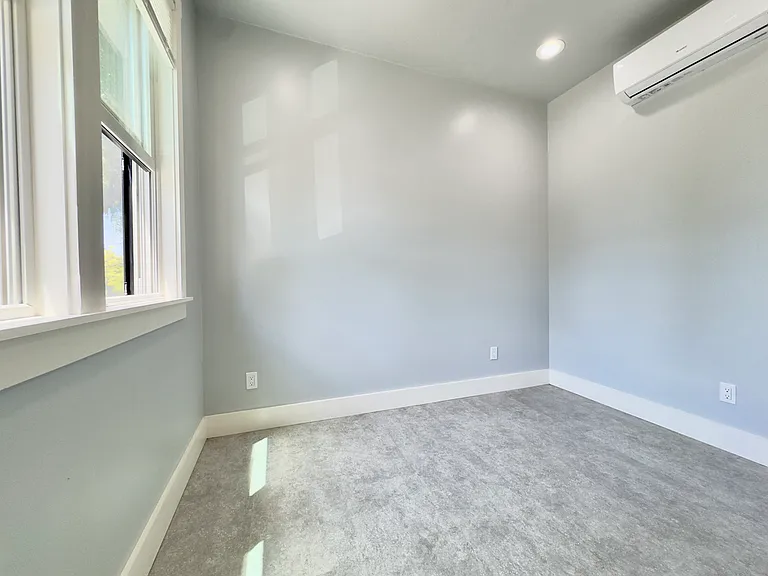 2915 Harper St #ADU — Photo 11
