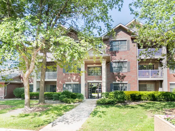 10404 White Oak Ln Unit 2-B, Munster, IN 46321