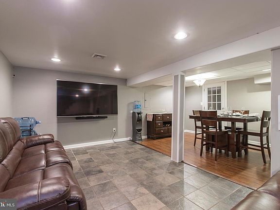 5th image of 47 Bunting Ln