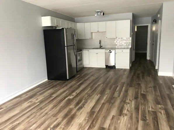 200 Swanton St APT L12, Winchester, MA 01890