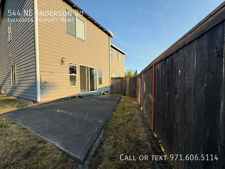 544 NE Anderson Rd — Photo 29