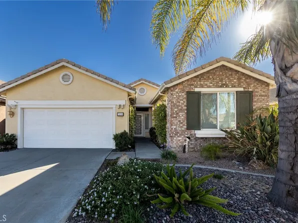 370 Casper Dr, Hemet, CA 92545