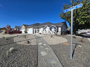 7301 W Chestnut Ave, Yakima, WA 98908