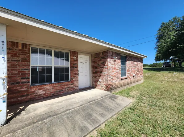 811 East Avenue I, 811 E Avenue I #B, Lampasas, TX 76550
