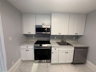 18 Edgewood St, White Plains, NY, 10605