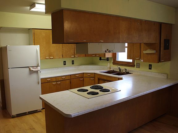 5th image of 20 Fern Ave SE