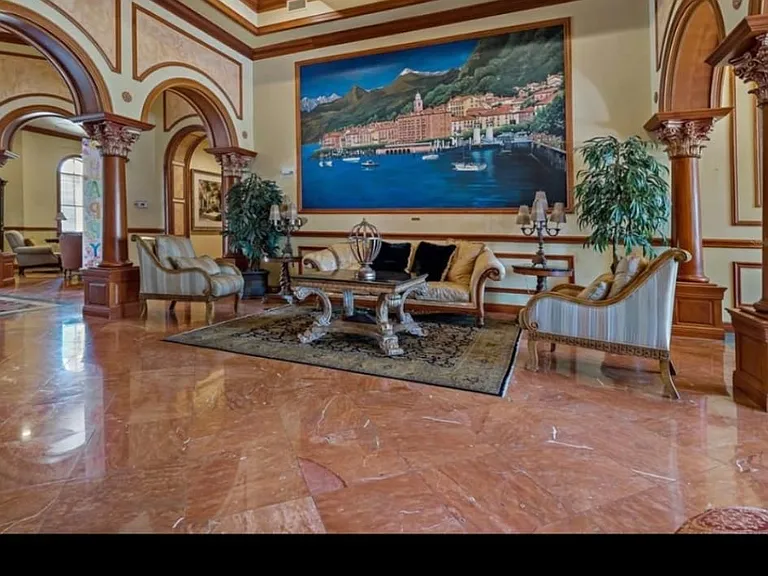 2723 Via Capri #820 — Photo 16