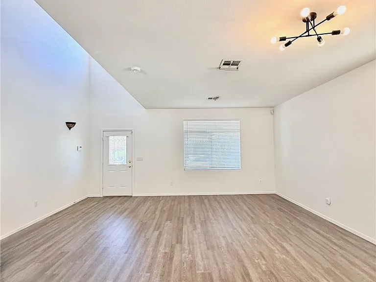 6572 Plum Orchard Cir — Photo 23